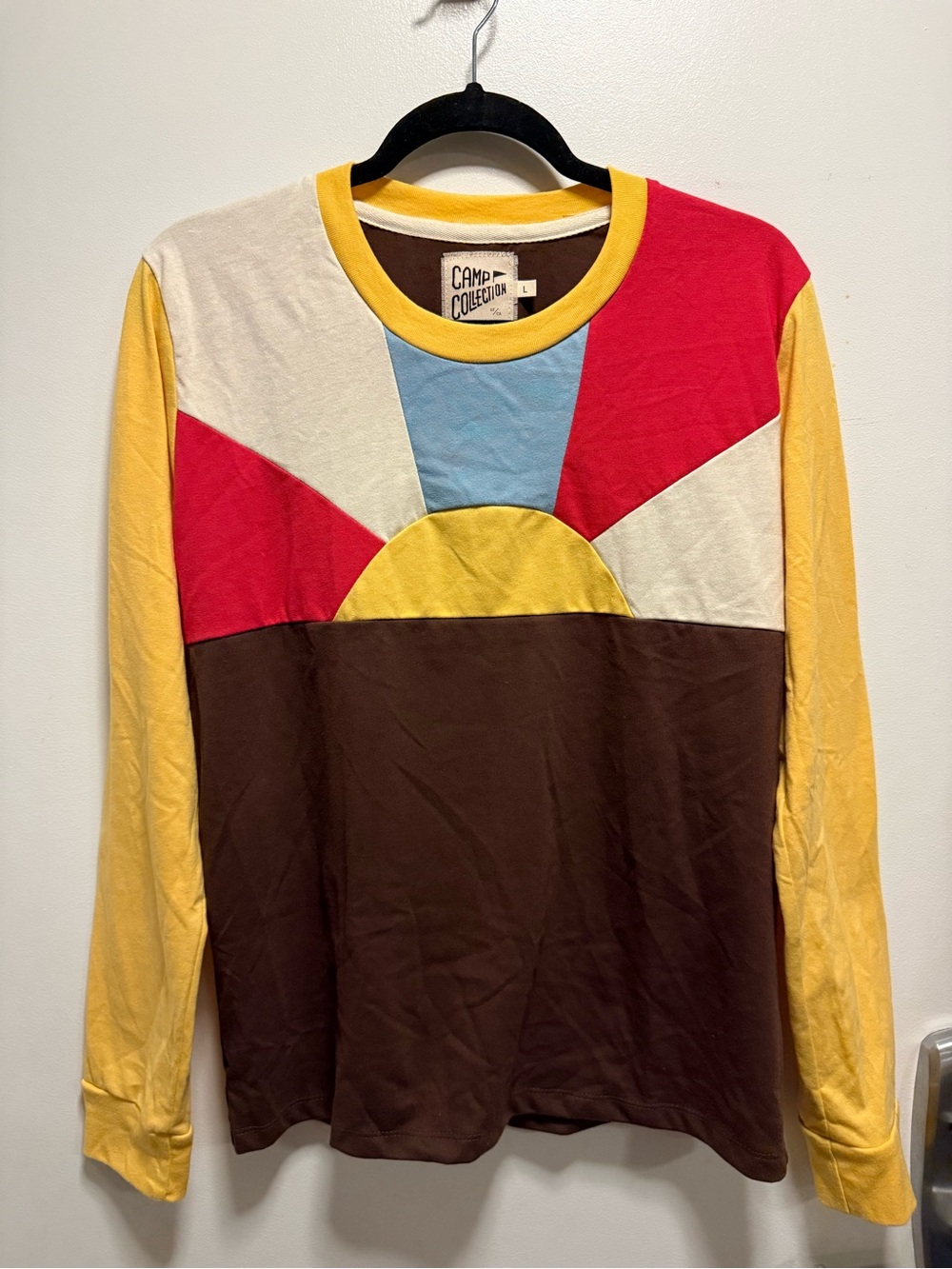 Camp Collection Men’s Long Sleeve Colorblock Sunburst Tee - Yellow/Red/Blue